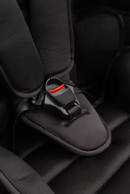 Caretero Falcon i-Size 2025 ⭐⭐⭐⭐⭐ Fresh Black + u nás ZÁRUKA 3 ROKY a VRECKÁR ZADARMO